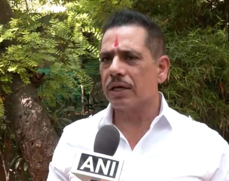 I absolutely disagree with what Sam Pitroda has said- Robert Vadra