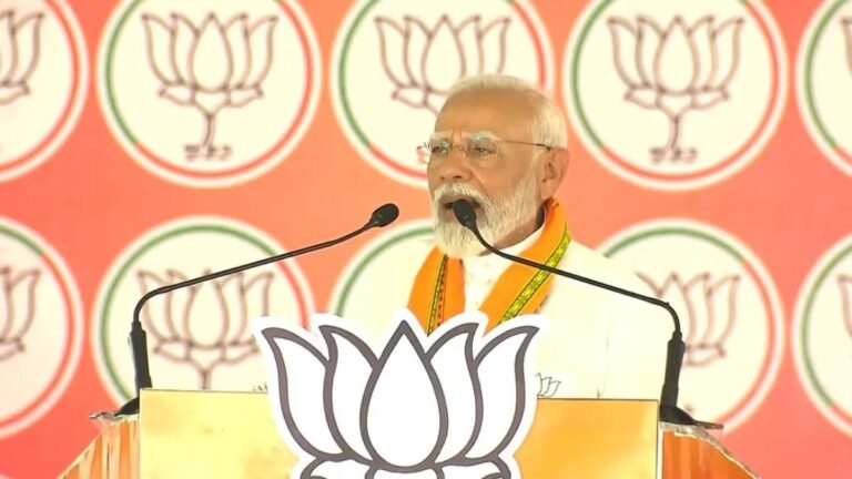 नंदुरबार में बोले PM मोदी, कहा-कांग्रेस की हालत ‘चोर मचाए शोर’ जैसी