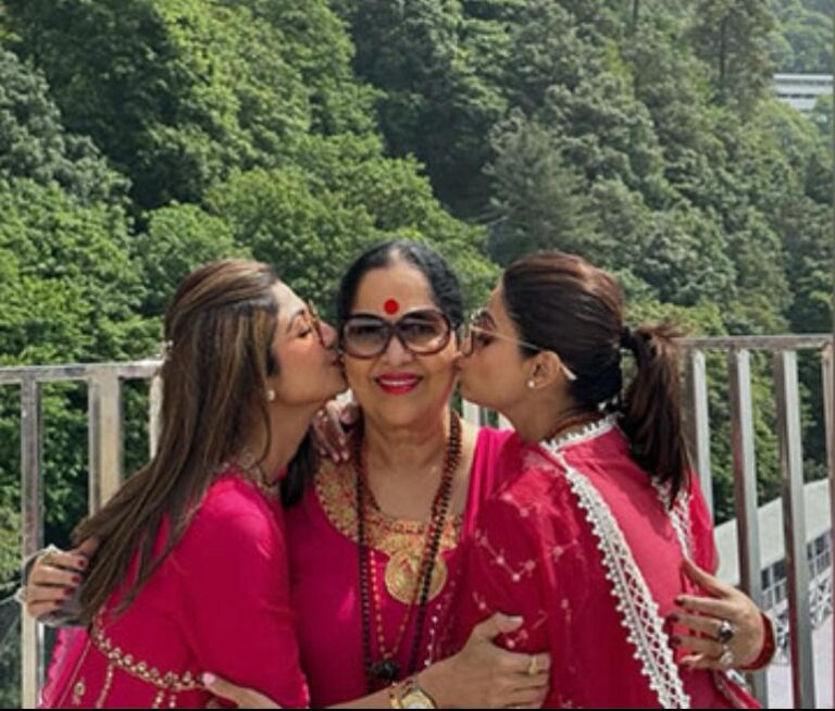 Mother’s Day: Shilpa, Shamita celebrates with their Mother in Vaishno Devi