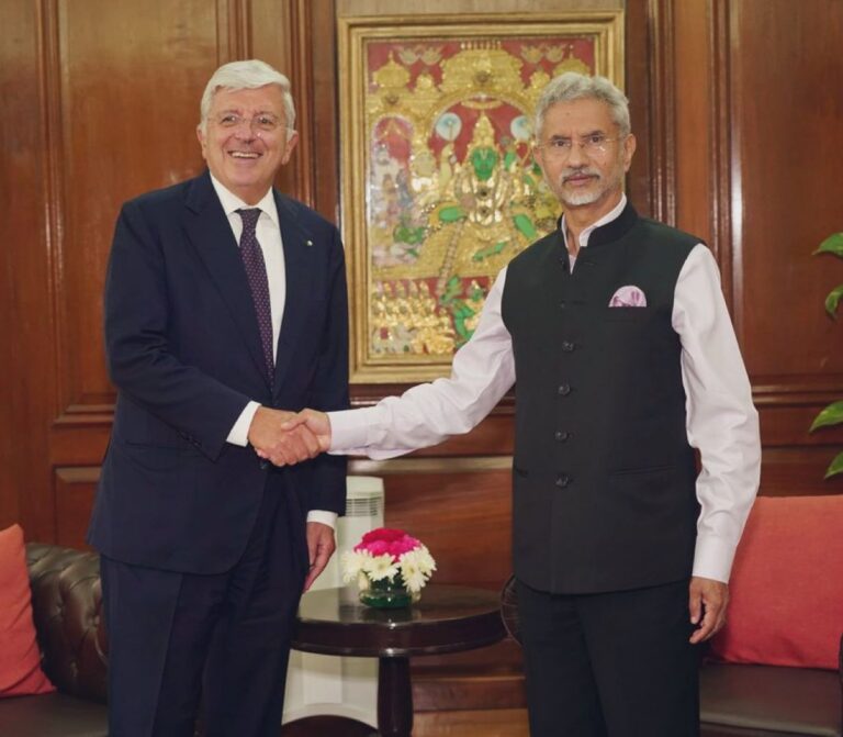 Received Ambassador Vincenzo De Luca of Italy for a farewell call – Dr Jaishankar