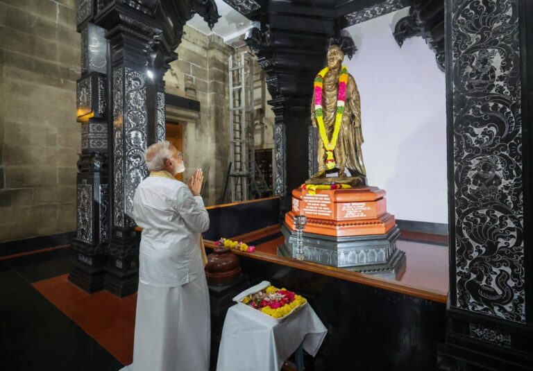 Kanniyakumari: PM Modi visits Vivekananda Rock Memorial