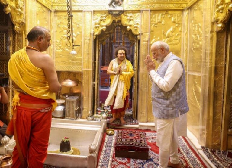 काशी के लोगों ने मुझे लगातार तीसरी बार अपना प्रतिनिधि चुनकर धन्य कर दिया है- पीएम मोदी