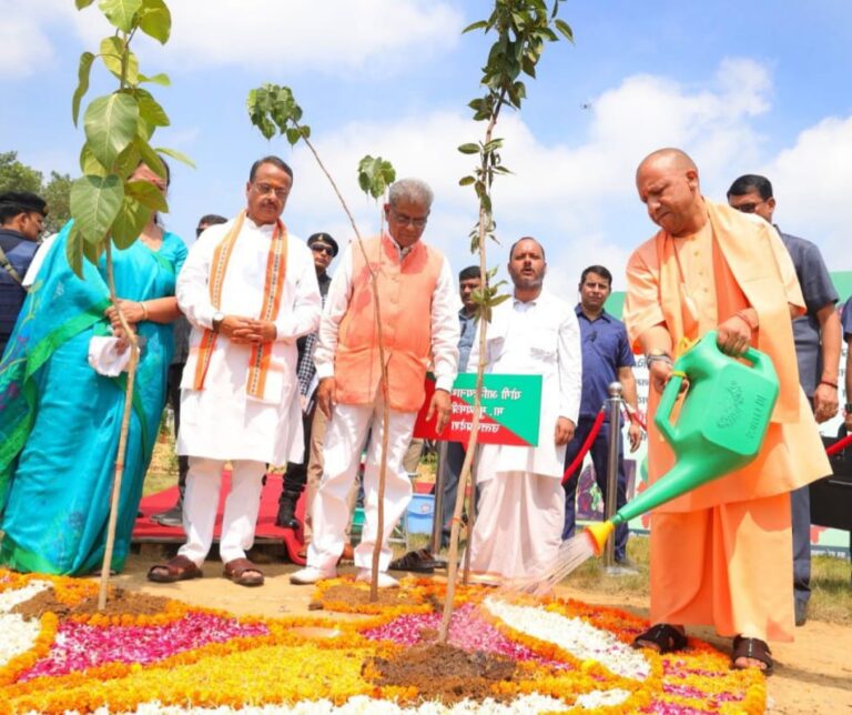 उत्तर प्रदेश में आज बनेगा 36.50 करोड़ पौधे रोपने का रिकॉर्ड, CM योगी करेंगे अभियान की शुरुआत