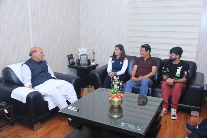 Delhi: Olympic Medalist Manu Bhaker met Defence Minister Rajnath Singh