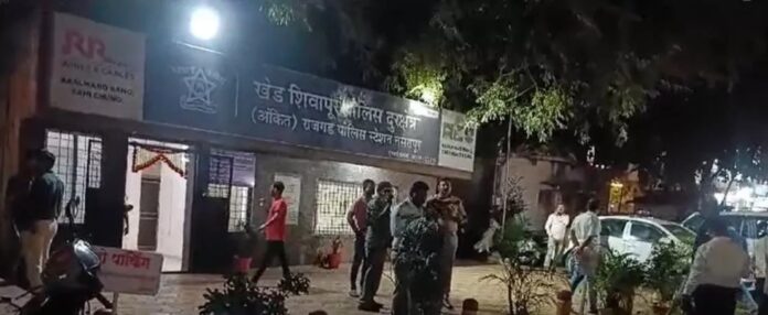 महाराष्ट्र: पुणे ग्रामीण पुलिस ने खेड़ शिवपुर टोल पर नाकाबंदी के दौरान कार से जब्त किए 5 करोड़ रुपये