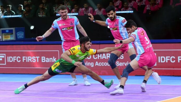 PKL-11: पटना पाइरेट्स ने जयपुर पिंक पैंथर्स को 38-28 के अंतर से हराया