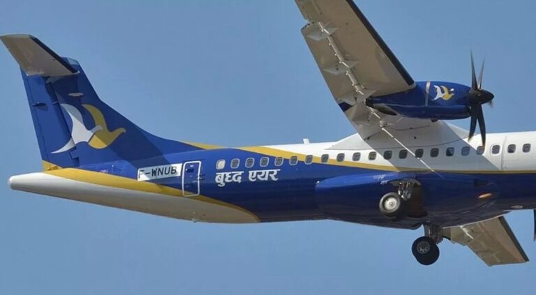 नेपाल में बुद्ध एयर के प्लेन में लगी आग, काठमांडू में कराई गई मैनुअल लैंडिंग