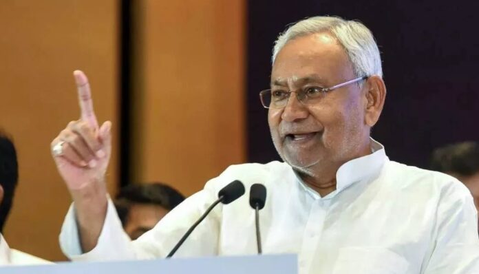 पटना: नीतीश मंत्रिमंडल की बैठक आज, कई प्रस्तावों पर लग सकती है मुहर पटना: नीतीश मंत्रिमंडल की बैठक आज, कई प्रस्तावों पर लग सकती है मुहर