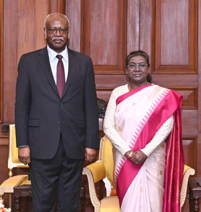 President Droupadi Murmu meets President of UN General Assembly Philemon Yang