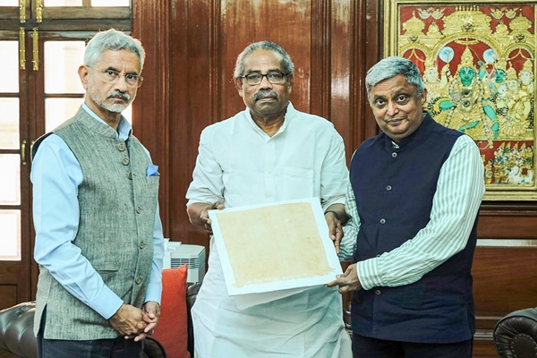 EAM S Jaishankar Witnesses Handover of Gandhi Artefacts from South Africa to India