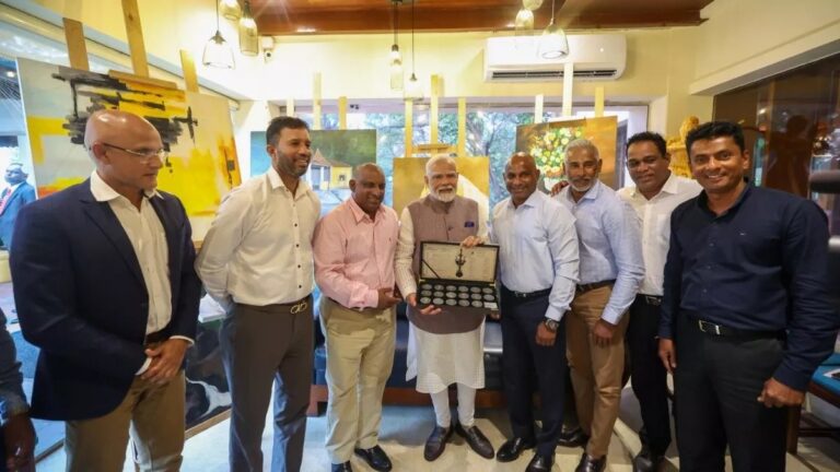 पीएम मोदी ने की 1996 के क्रिकेट वर्ल्ड कप विजेताओं से मुलाकात