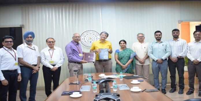सीडब्ल्यूसी ने डेटा साइंस, एआई और मशीन लर्निंग सहित कई आधुनिक तकनीकों को लेकर एक समझौता ज्ञापन पर किए हस्ताक्षर