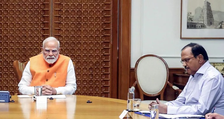 एनएसए अजीत डोभाल ने प्रधानमंत्री से भेंट की, केंद्रीय गृह सचिव ने कल नागरिक सुरक्षा मॉक ड्रिल से पहले राज्यों के मुख्य सचिवों के साथ बैठक की