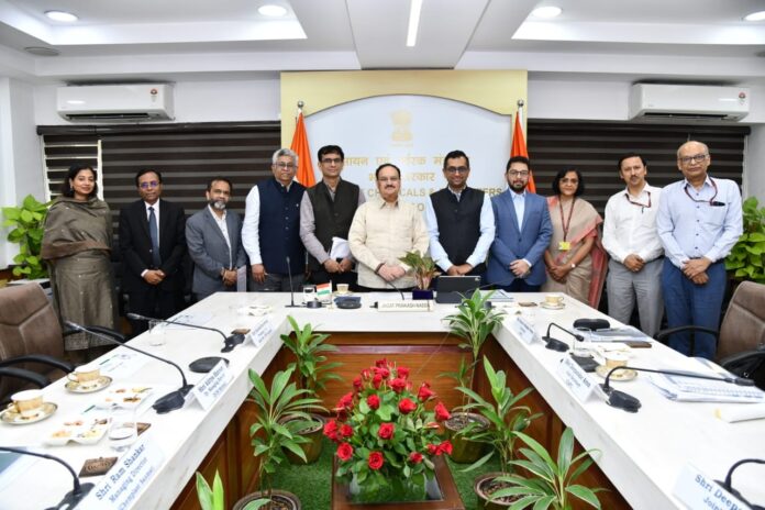केंद्रीय मंत्री जगत प्रकाश नड्डा ने इंडियन केमिकल काउंसिल के प्रतिनिधिमंडल के साथ की बैठक