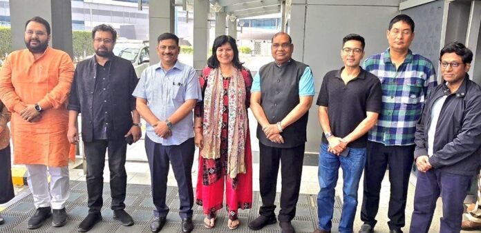 जेडीयू सांसद संजय कुमार झा के नेतृत्व में एक सर्वदलीय प्रतिनिधिमंडल पांच देशों की यात्रा पर हुआ रवाना