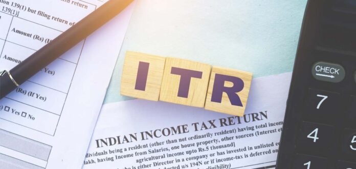 आयकर रिटर्न भरने की अंतिम तिथि 31 जुलाई से 15 सितंबर तक बढ़ाई गई
