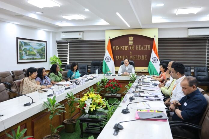 केंद्रीय मंत्री जेपी नड्डा ने तपेदिक-उन्‍मूलन की समीक्षा के लिए 6 प्रांतों के स्वास्थ्य मंत्रियों के साथ बैठकें की