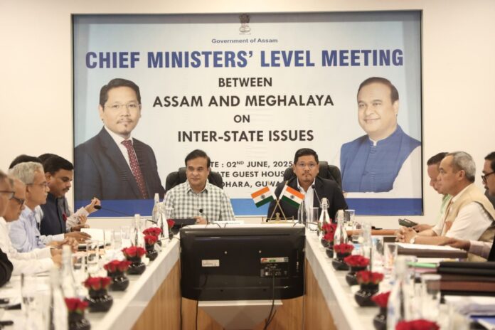 असम-मेघालय मुख्यमंत्रियों की बैठक में सीमा विवाद और कृत्रिम बाढ़ पर चर्चा असम-मेघालय मुख्यमंत्रियों की बैठक में सीमा विवाद और कृत्रिम बाढ़ पर चर्चा