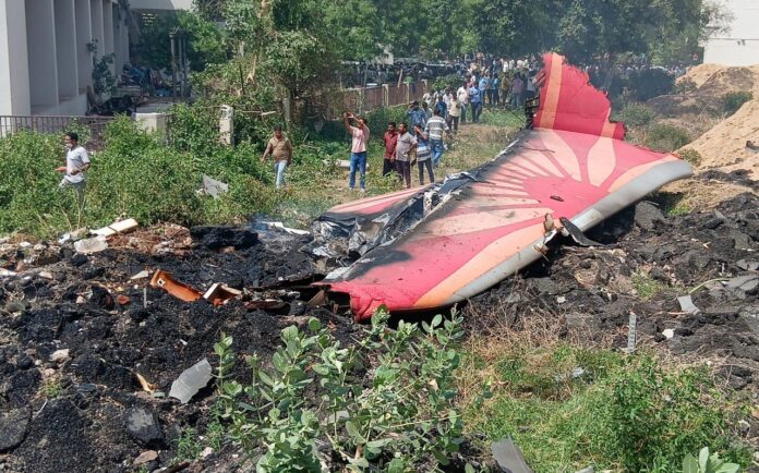अहमदाबाद: एयर इंडिया विमान दुर्घटना के तीन दिन बाद हादसे में मारे गए 80 मृतकों की हुई पहचान