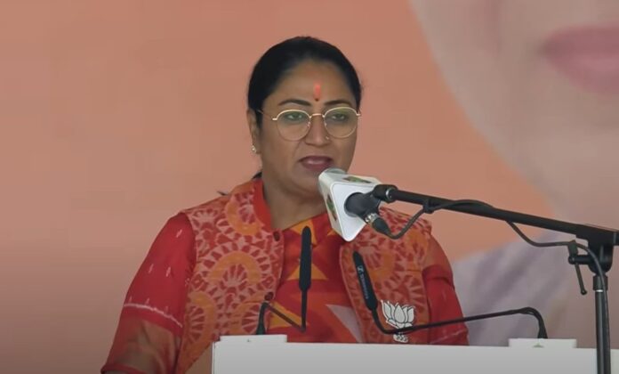 दिल्ली की सीएम रेखा गुप्ता ने आपातकाल की 50वीं बरसी पर अपने विचार साझा किए