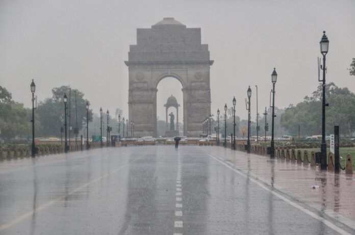 मौसम विभाग ने उत्तर भारत के कई इलाकों में तेज वर्षा का अनुमान किया व्‍यक्‍त