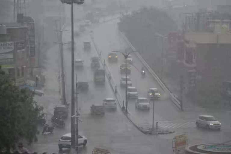 मध्य प्रदेश में रिकॉर्डतोड़ बारिश का दौर जारी, तवा-सतपुड़ा डैम के गेट खुले, 24 घंटे का रेड अलर्ट
