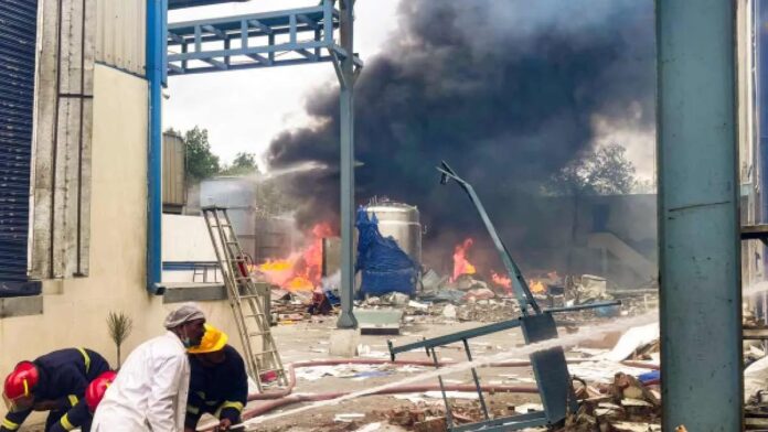 तेलंगाना : फार्मा फैक्ट्री में धमाके के बाद लगी आग से अब तक 34 लोगों की मौत की खबर, मलबे में दबे मिले कई शव