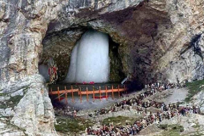 2 लाख के पार पहुंची अमरनाथ यात्रा करने वाले श्रद्धालुओं की संख्‍या