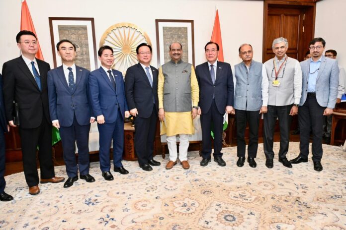 दक्षिण कोरिया के संसदीय प्रतिनिधिमंडल ने लोकसभा अध्यक्ष ओम बिरला से की भेंट