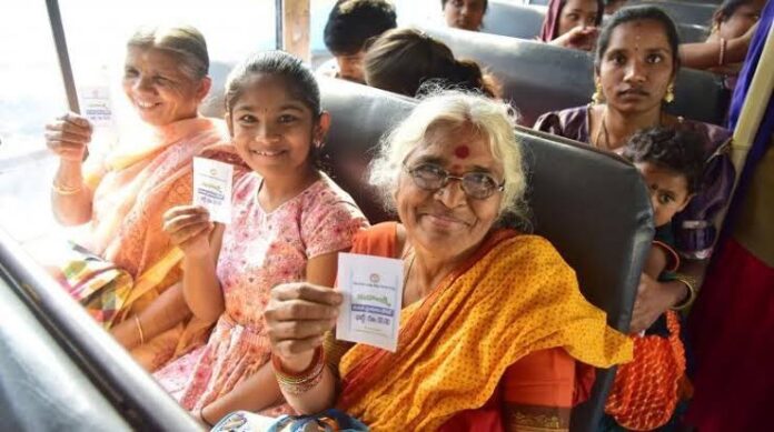 तेलंगाना : महालक्ष्‍मी योजना के अंतर्गत बसों में मु्फ्त यात्रा के लिए जारी किए गए शून्‍य भाड़े के टिकटों की संख्‍या 200 करोड़ के पार हुई