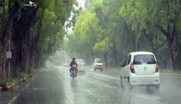 मेरठ समेत पश्चिमी यूपी भीगा बारिश में, किसानों के चेहरे खिले