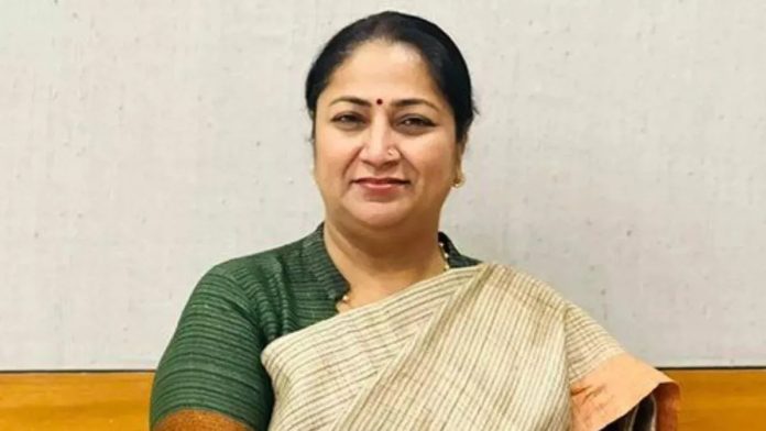 दिल्ली पुलिस ही करेगी रेखा गुप्ता की सुरक्षा, सीआरपीएफ के दस्ते को हटाने का फैसला; हमले के बाद दिल्ली सीएम की बढ़ी थी सिक्योरिटी