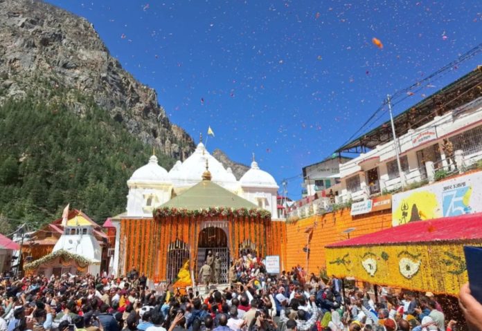 उत्तरकाशी आपदा के 35 दिन बाद गंगोत्री धाम की तीर्थयात्रा फिर शुरू