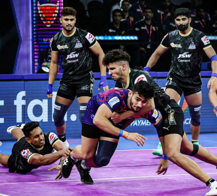 प्रो कबड्डी लीग में दबंग दिल्ली के.सी. ने हरियाणा स्टीलर्स को 38-37 से हराया
