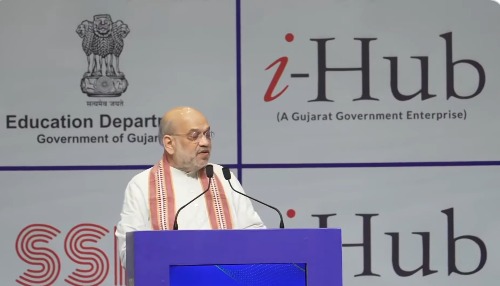 केंद्रीय गृह मंत्री अमित शाह ने आज गांधीनगर के महात्मा मंदिर में स्टार्टअप सम्मेलन 2025 का किया उद्घाटन केंद्रीय गृह मंत्री अमित शाह ने आज गांधीनगर के महात्मा मंदिर में स्टार्टअप सम्मेलन 2025 का किया उद्घाटन