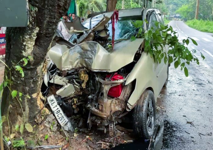 हरियाणा के कुरुक्षेत्र में दो कारों की आमने-सामने की टक्कर में 5 लोगों की मौत और 5 के घायल होने की खबर