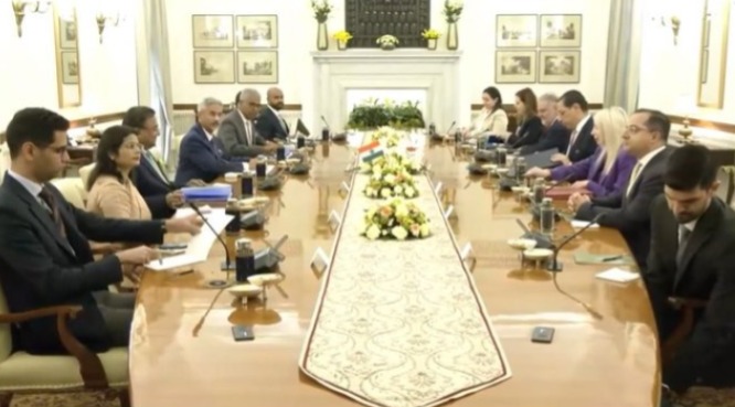 भारत साइप्रस की संप्रभुता, एकता और क्षेत्रीय अखंडता का पूरा समर्थन करता है : विदेश मंत्री डॉ. एस. जयशंकर भारत साइप्रस की संप्रभुता, एकता और क्षेत्रीय अखंडता का पूरा समर्थन करता है : विदेश मंत्री डॉ. एस. जयशंकर