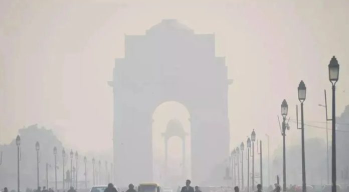 दिल्ली का न्यूनतम तापमान 8.8 डिग्री पहुंचा, सुबह धुंध–दोपहर साफ मौसम का पूर्वानुमान