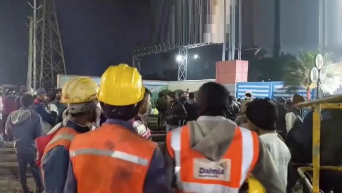 राजस्थान की सीमेंट फैक्ट्री में हादसा, यूपी के 3 मजदूरों की मौत की खबर राजस्थान की सीमेंट फैक्ट्री में हादसा, यूपी के 3 मजदूरों की मौत की खबर