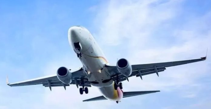 वेनेजुएला ने छह एयरलाइनों के उड़ान परमिट किए रद्द