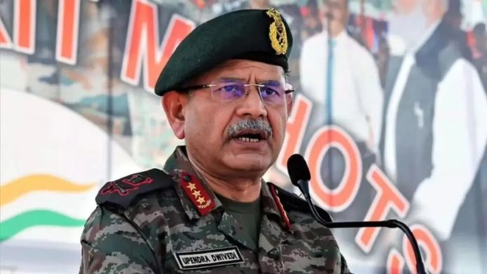 थल सेनाध्यक्ष ने चीन सीमावर्ती क्षेत्रों का किया दौरा, अग्रिम चौकियों पर सैन्य तैयारियों समीक्षा की