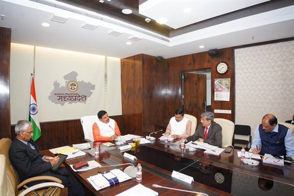 पर्यटन को उद्योग का दर्जा दिलाने के लिए आवश्यक पहल की जाए : सीएम डॉ. मोहन यादव पर्यटन को उद्योग का दर्जा दिलाने के लिए आवश्यक पहल की जाए : सीएम डॉ. मोहन यादव