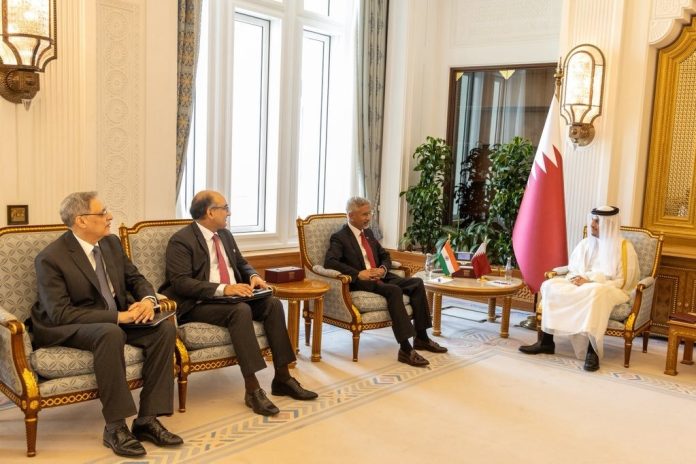 विदेश मंत्री एस जयशंकर ने कतर के शीर्ष नेतृत्व से की मुलाकात, वैश्विक मुद्दों पर हुई चर्चा विदेश मंत्री एस जयशंकर ने कतर के शीर्ष नेतृत्व से की मुलाकात, वैश्विक मुद्दों पर हुई चर्चा