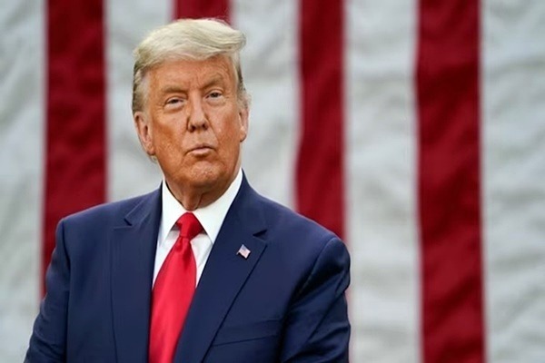 अमरीका : राष्ट्रपति डोनाल्ड ट्रंप ने खाद्य आयात शुल्क में की कटौती अमरीका : राष्ट्रपति डोनाल्ड ट्रंप ने खाद्य आयात शुल्क में की कटौती