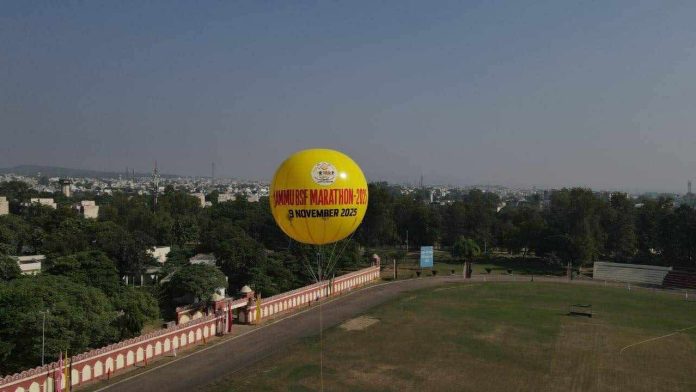 जम्मू-कश्मीर : बीएसएफ के सीमांत मुख्यालय द्वारा दो दिन की मैराथन प्रदर्शनी का आयोजन जम्मू-कश्मीर : बीएसएफ के सीमांत मुख्यालय द्वारा दो दिन की मैराथन प्रदर्शनी का आयोजन