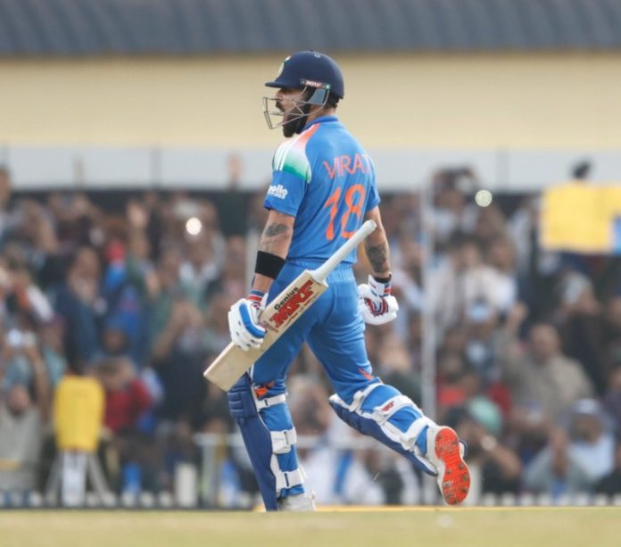 विराट कोहली ने एक ही फॉर्मेट में सर्वाधिक शतकों के मामले में सचिन तेंदुलकर को पीछे छोड़ा