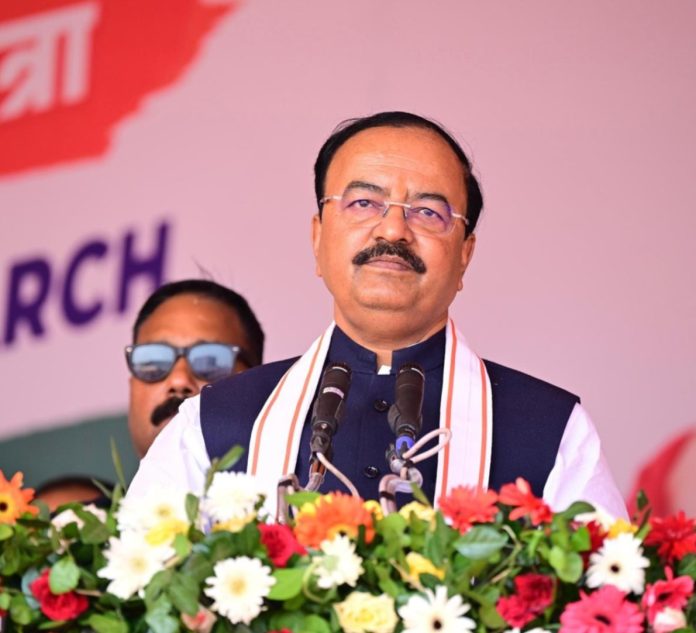 बीजेपी ने बिहार में विधायक दल के नेता के चुनाव के लिए यूपी के डिप्टी सीएम को बनाया केंद्रीय पर्यवेक्षक