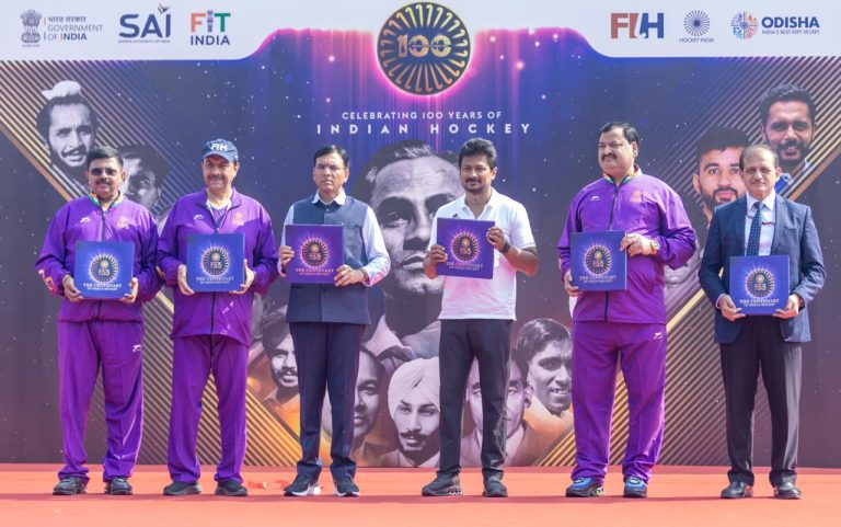 खेल मंत्री डॉ. मनसुख मांडविया ने भारतीय हॉकी के 100 वर्ष पूरे होने पर खिलाड़ियों के योगदान को सराहा