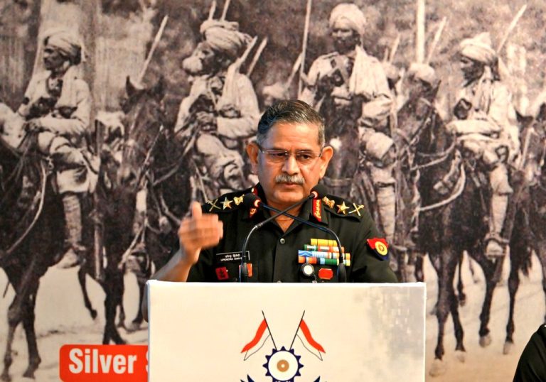 सेना प्रमुख जनरल उपेंद्र द्विवेदी ने युद्ध में कृत्रिम बुद्धिमत्ता, रोबोटिक्स और साइबर उपकरणों के उपयोग का आह्वान किया