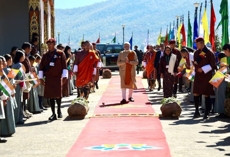 प्रधानमंत्री मोदी भूटान की राजकीय यात्रा संपन्न कर स्वदेश लौटे